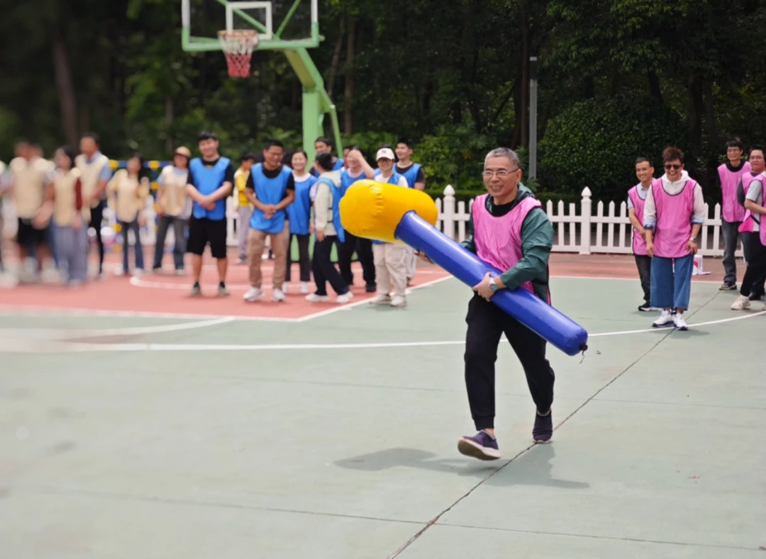 Dewater Team building3